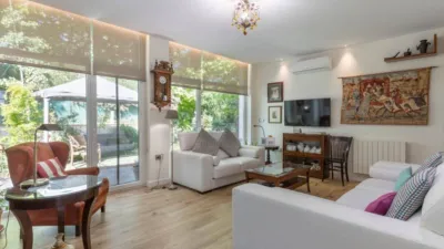 House in El Chaparral photo 2
