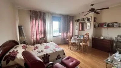Apartment in Guindalera photo 4