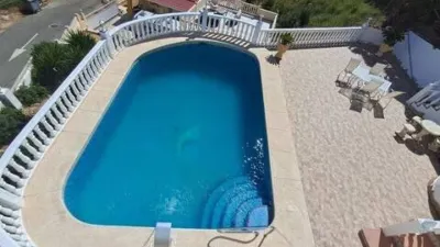 Casa – la Nucia, Urbanización Panorama, Coloma - Més