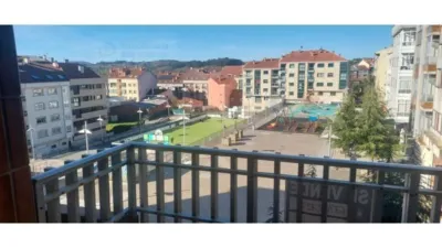 Flat in Lalín photo 2