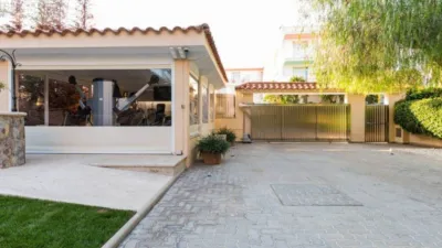 House in Can Girona-Terramar-Vinyet photo 14