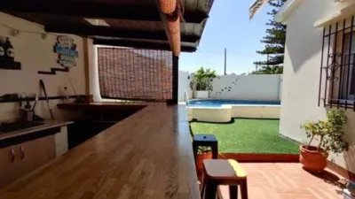 Chalet on Calle del Cañaveral photo 16