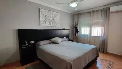 Chalet on Calle del Cañaveral photo 8