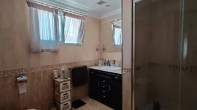 Chalet on Calle del Cañaveral photo 9