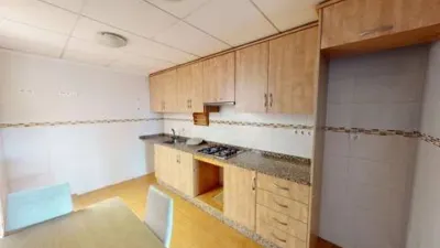 Piso – San Isidro - Más