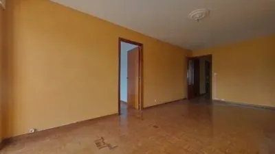 Piso en venta en Avenida de las Conces, cerca de Rúa Vista Alegre - Vista 3