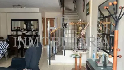 Terraced house on Calle Pedrises S-N photo 5