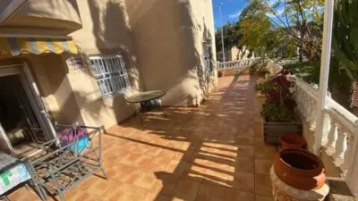 Apartment on Avinguda de Cervantes photo 8