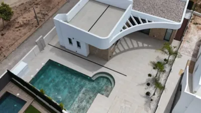 Casa – Los Montesinos - Més