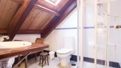 Chalet en venta en Paderne - Más