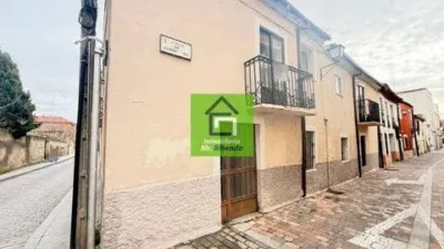 Casa adosada en venta en La Horta, La Horta (Zamora Capital) de 110.000 €