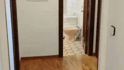 Piso en alquiler en Calle de Uría, cerca de Calle de González del Valle, Centro (Oviedo) de 1.100 €<span>/mes</span>