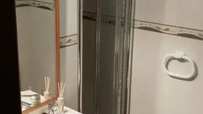 Piso en alquiler en Calle de Uría, cerca de Calle de González del Valle, Centro (Oviedo) de 1.100 €<span>/mes</span>