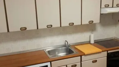 Piso en alquiler en Calle de Uría, cerca de Calle de González del Valle, Centro (Oviedo) de 1.100 €<span>/mes</span>