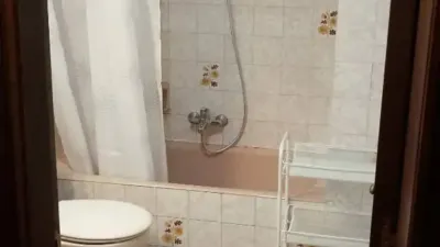 Piso en alquiler en Calle de Uría, cerca de Calle de González del Valle, Centro (Oviedo) de 1.100 €<span>/mes</span>