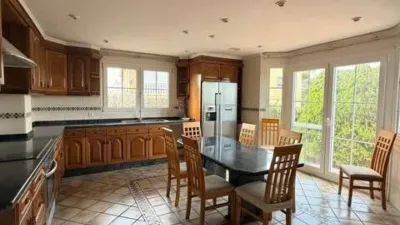 Chalet en Picassent photo 12