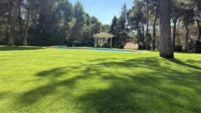 Chalet on Urbanizacion Pinares del Jucar Street, No Number photo 24