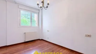 Flat in Grupo de Loitzaga photo 31