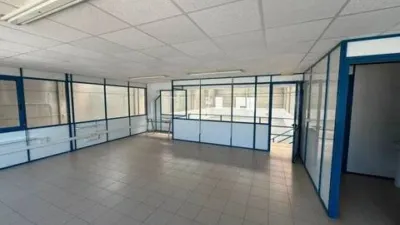 Nave industrial en alquiler en Avenida Gonzalo Navarro - Més