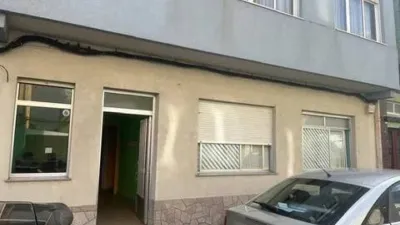 Local comercial en venta en Calle de la Batalla de Brión - Vista 2