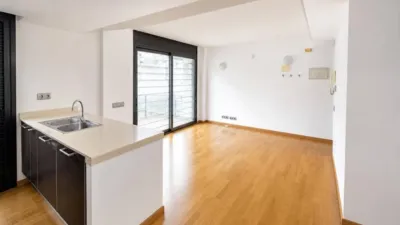 Flat in La Verneda-La Pau photo 2