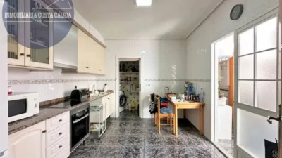 Apartment on Isidoro de la Cierva Street photo 3