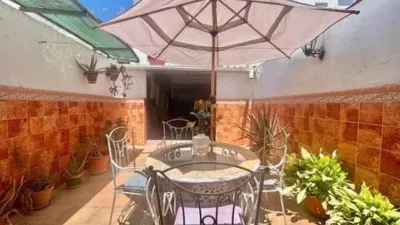 Townhouse in Estepona photo 2