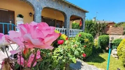 Chalet on Avinguda del Llac photo 5