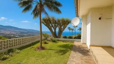 Chalet on Camino Cala photo 9
