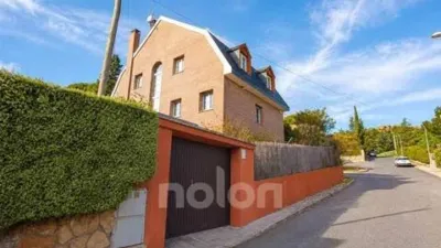 Chalet in Becerril de la Sierra photo 2