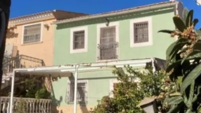House in the University Area photo 3