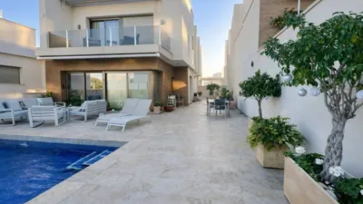 Casa – Orihuela, Lagosol-Sector F-2 - Más