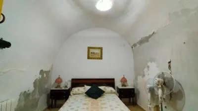 House in the University Area photo 19
