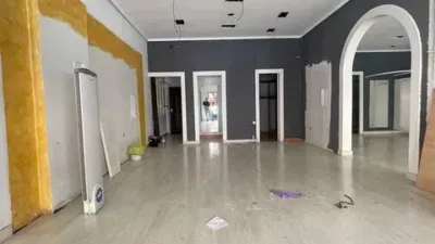 Local comercial en alquiler en Calle de los Albarderos - Vista 3