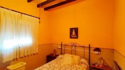 House in the University Area photo 23