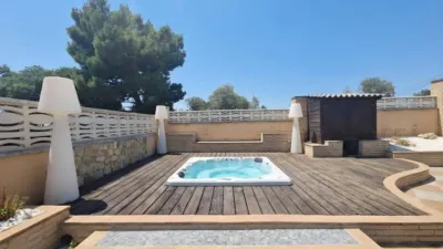 House in Urbanitzacions del Nord photo 2