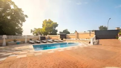 House in Urbanitzacions del Nord photo 8