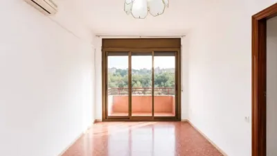 Apartment in Esplugues de Llobregat photo 4