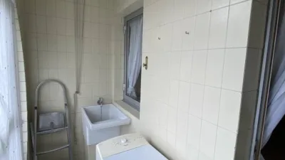 Apartment in Elviña-Barrio Flores-Matogrande-Someso photo 13