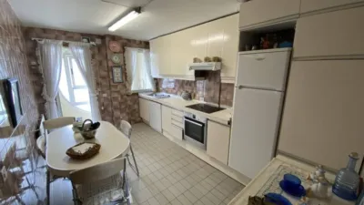 Apartment in Elviña-Barrio Flores-Matogrande-Someso photo 8