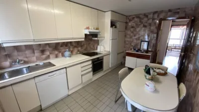 Apartment in Elviña-Barrio Flores-Matogrande-Someso photo 11