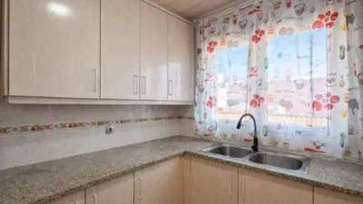Apartment in Casc Antic photo 3
