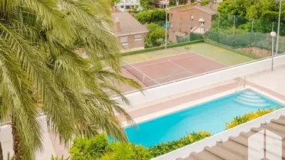 Chalet in Castelldefels photo 2