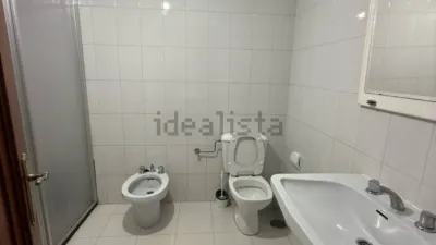 Pis – Santiago de Compostela, A Poza de Bar, Asén - Més