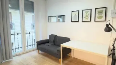 Apartment on Diego Fernando Monteañés Street photo 9