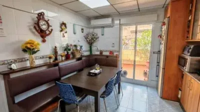 Piso – Orihuela, Josefina Manresa - Más