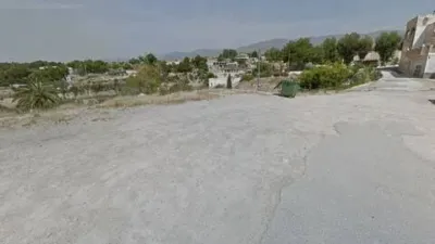 Terreno en venta en Crevillent - Más