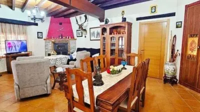 Rustic house on Calle de Cañuelo photo 8