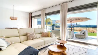 Chalet in Les Torroelles photo 24