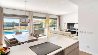 Chalet in Les Torroelles photo 21
